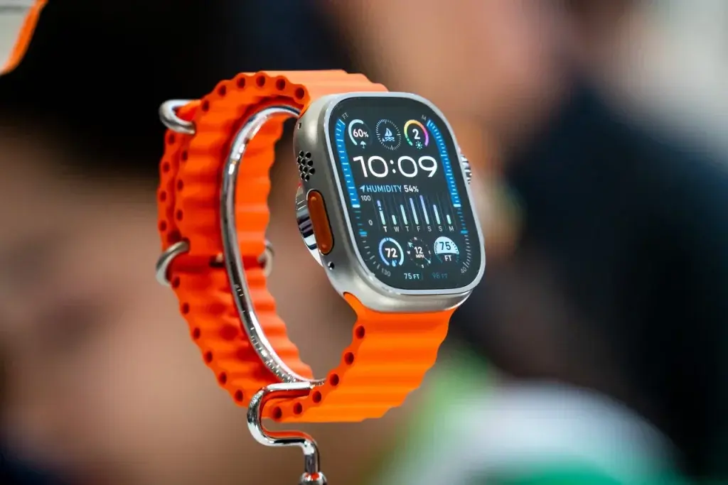 ساعت هوشمند اپل مدل Series 10 SE 40mm Aluminum بند سیلیکونی، محاسبه کالری، سنسور اکسیژن خون